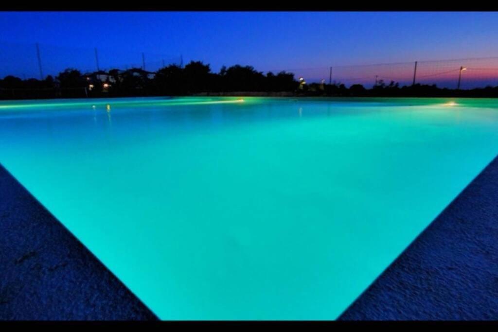 Alavanda Porec - App S Bazenom Exterior photo