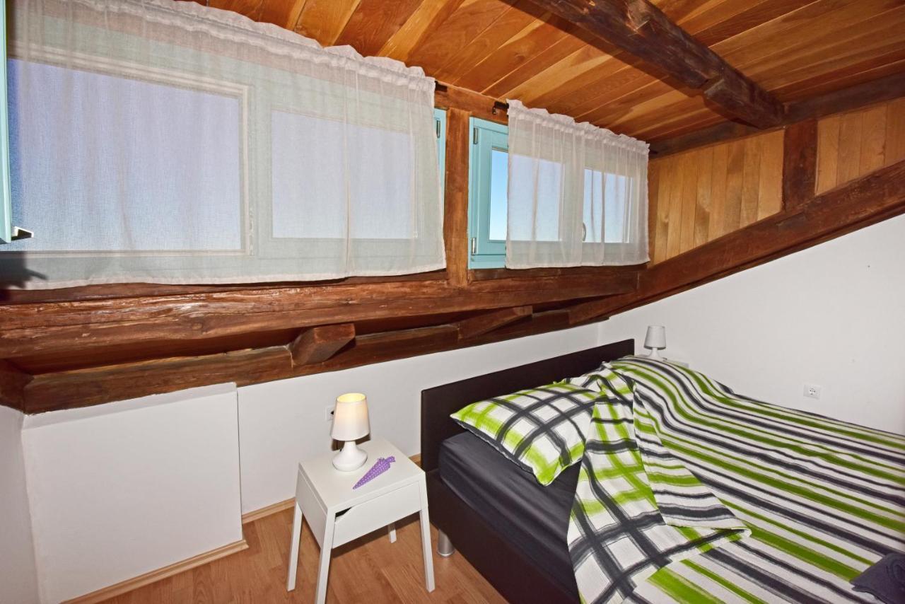 Alavanda Porec - App S Bazenom Exterior photo