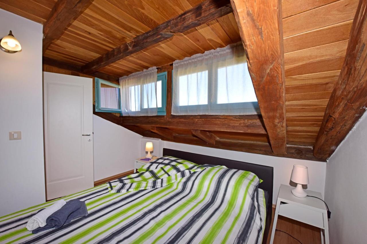 Alavanda Porec - App S Bazenom Exterior photo