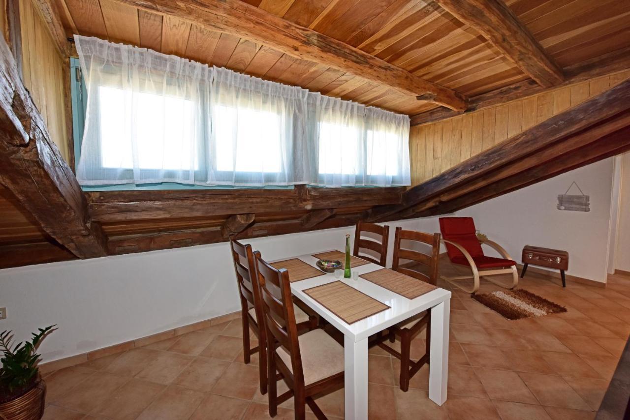 Alavanda Porec - App S Bazenom Exterior photo