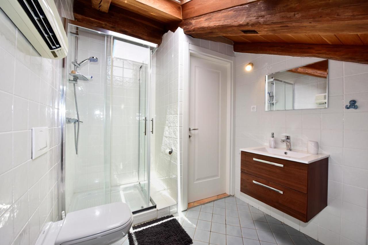 Alavanda Porec - App S Bazenom Exterior photo