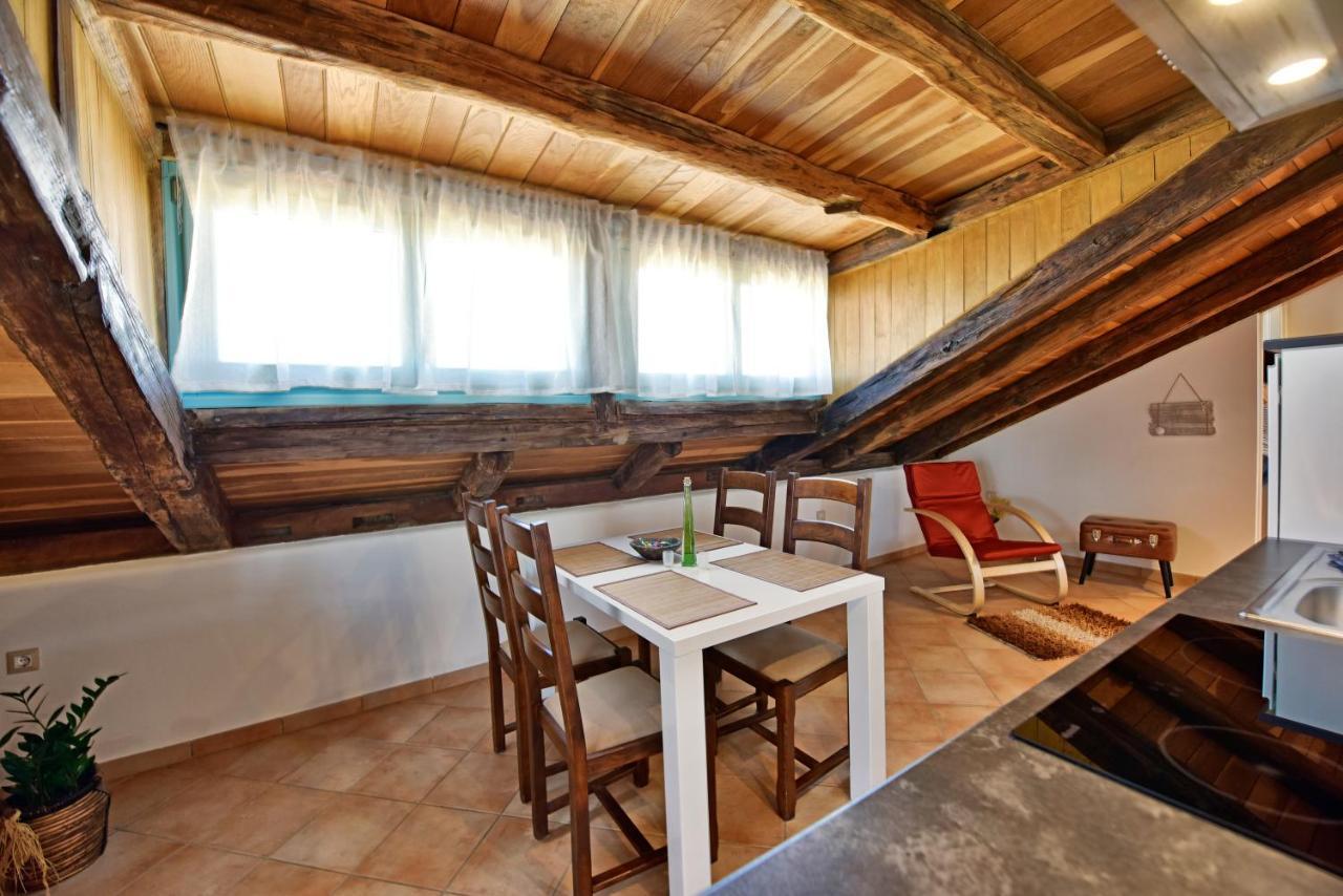 Alavanda Porec - App S Bazenom Exterior photo