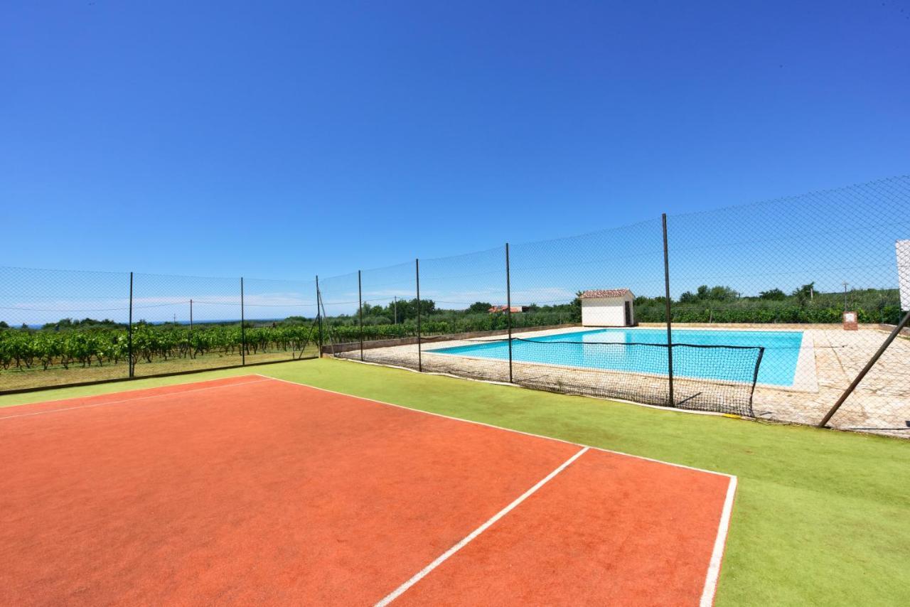 Alavanda Porec - App S Bazenom Exterior photo