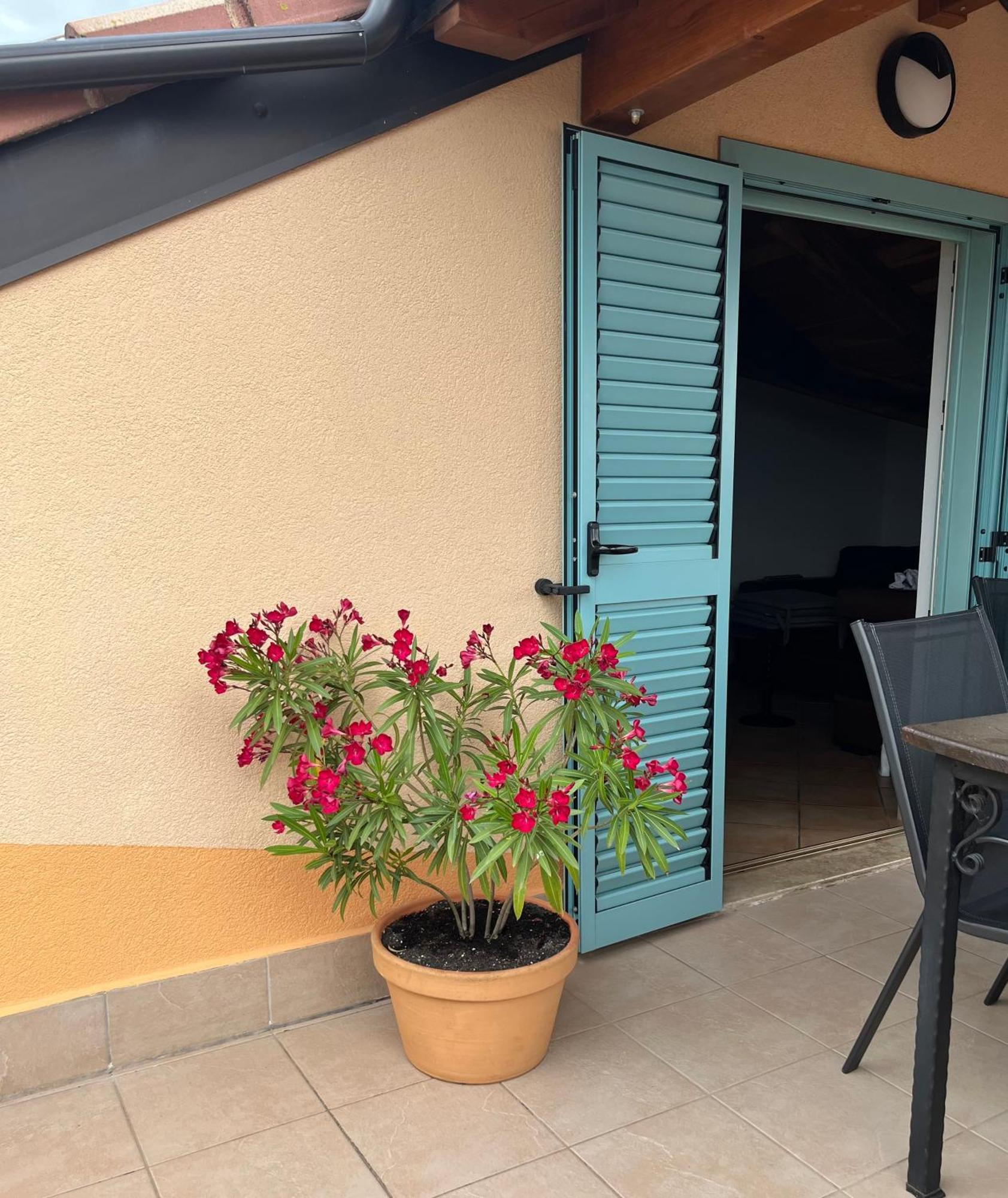 Alavanda Porec - App S Bazenom Exterior photo